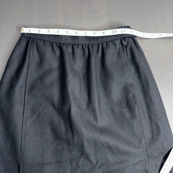 Vintage 1980's Yves Saint Laurent Rive Gauche Black Pencil Skirt - Picture 7 of 8